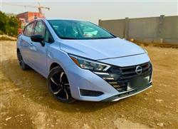 نيسان فيرسا